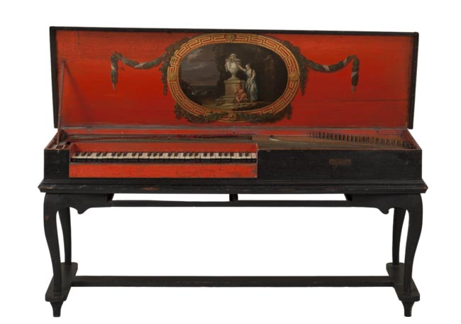 Johann Adolph Hass (1713-1771), Clavichord, 1760 Hamburg, div. Hölzer, Elfenbein, Horn, div. Metalle und Edelmetalle, div. Farben, Lasuren und Lacke, Wolltuchstreifen, Ölmalerei, 177 x 56 x 80,5 cm, Museum für Kunst und Gewerbe Hamburg, Foto: Roman Raacke
