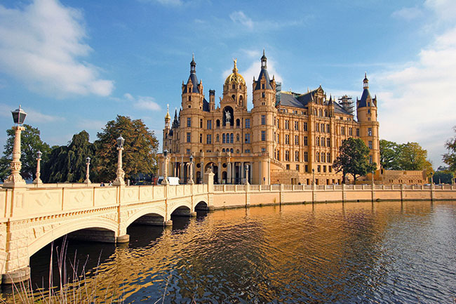 Schwerin – Schloss und See