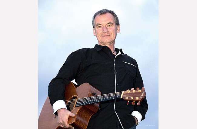 Jonathan Böttcher präsentiert »Fremde Federn«